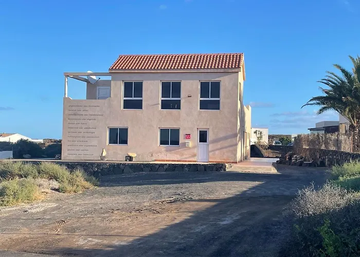 Casa Oscar - *